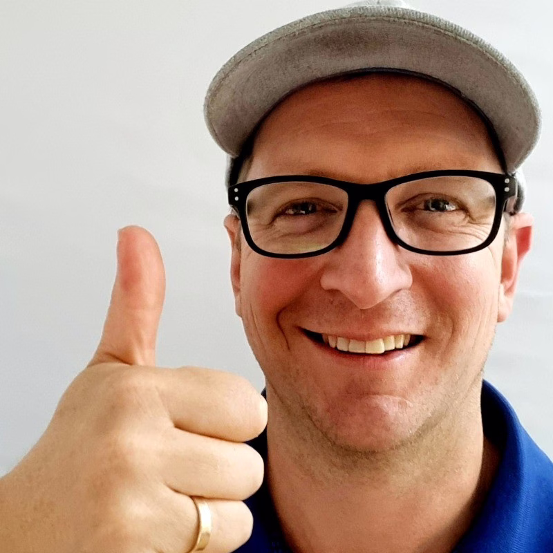 Michael thumbs up Get in Touch